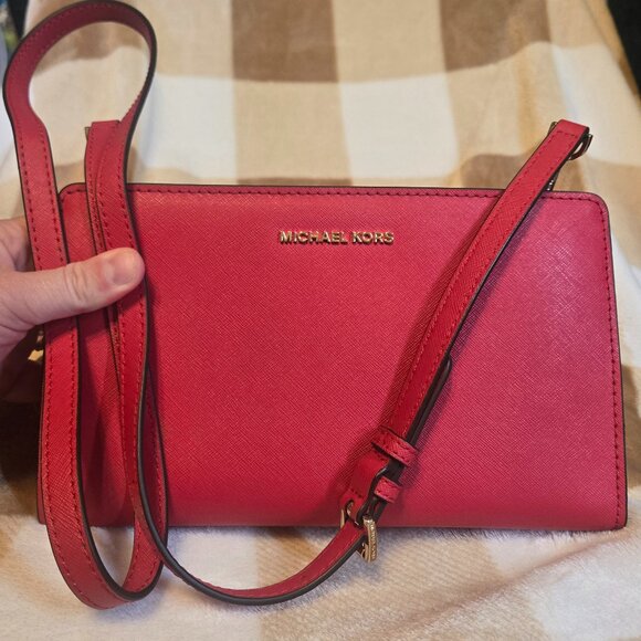 Michael Kors Jet Set Travel Leather Crossbody Clutch - Picture 1 of 3